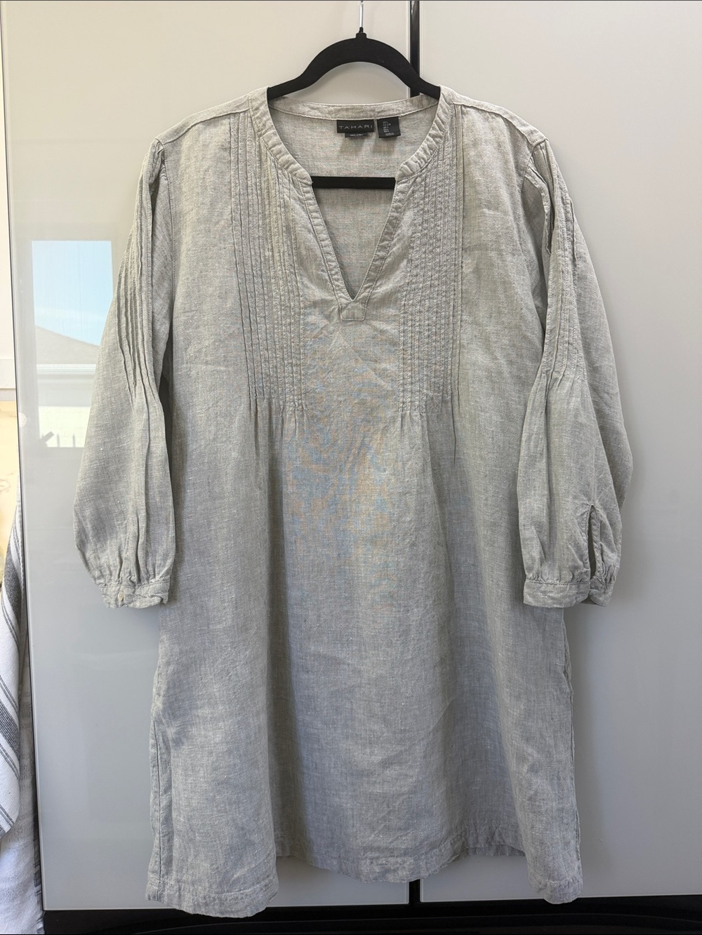 Tahari Light Gray Pintuck V-Neck Linen Tunic Dress